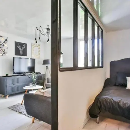 Havre De Paix Moderne Et *